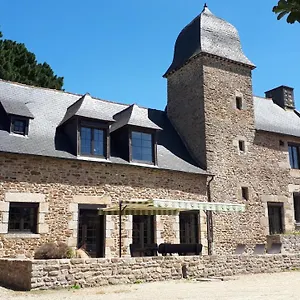 Petit Manoir Proche Dinan - D'hotes Frühstückspension